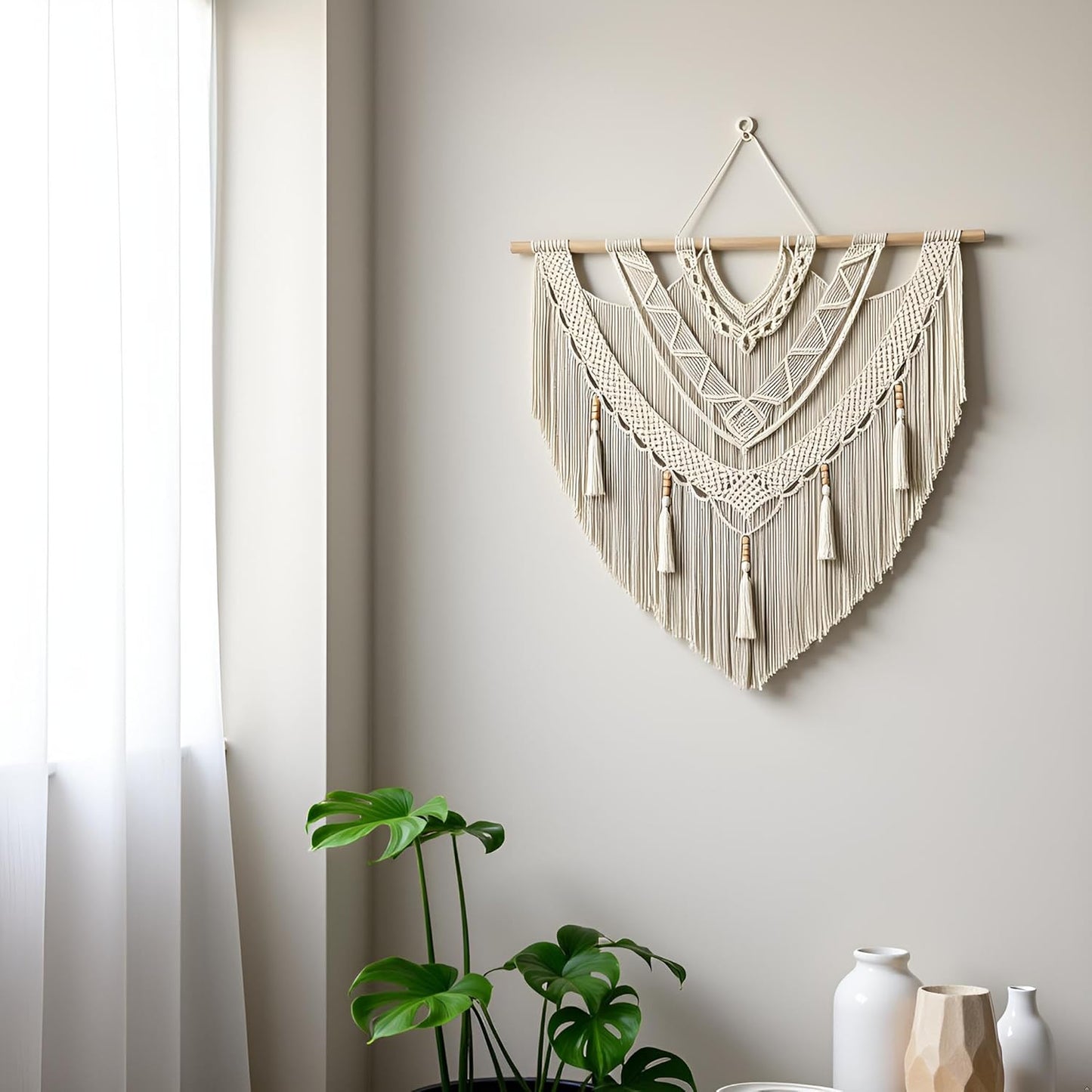 guzhiou large macrame wall hanging - Boho Tapestry Macrame Wall Decor Art- Chic Bohemian Handmade Woven Tapestry Home Decoration for Bedroom Living Room Apartment Wedding Party - 43"x32" (Wood bead)