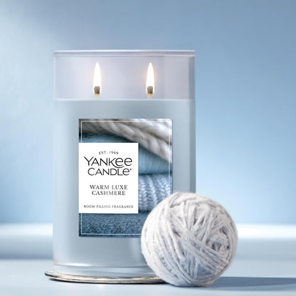Yankee Candle Large Tumbler Scented Candle with up to 80 Hour Burn Time, Premium Plant Wax Blend for Consistent Burn, 20 oz Tumbler Candle with Room Filling Fragrance, Midsummer's Night