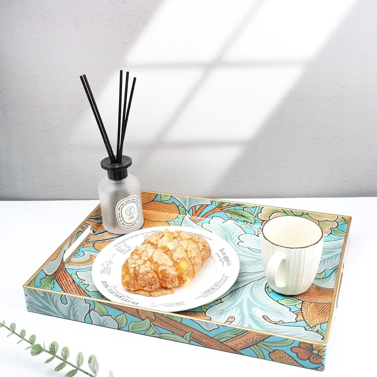 Spsyrine Serving Tray with Handles, Plastic Decorative Tray for Coffee Table, Living Room, Home Decor, Dianthus