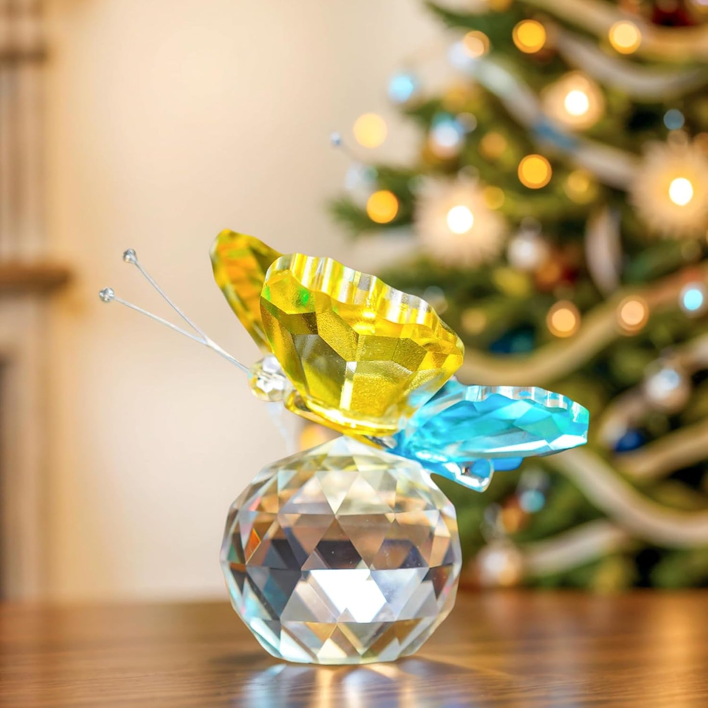 H&D HYALINE & DORA Crystal Cut Butterfly Animal Ornament Decoration for Office Table Home Bedroom