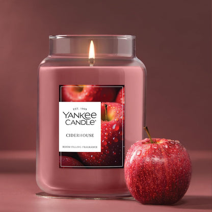 Yankee Candle Sugared Cinnamon Apple, Scented Candle, 22oz Large Jar with up to 150 Hour Burn Time, Giftable