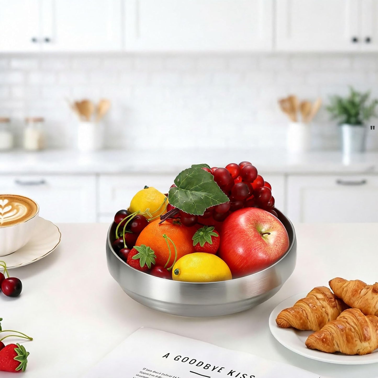 Key Bowl for Entryway Table Decorative Key Dish for Organizing Tabletop Catch All Bowl Gold Fruit Bowls for Kitchen Counter, Coffee Table,7.4 Inches