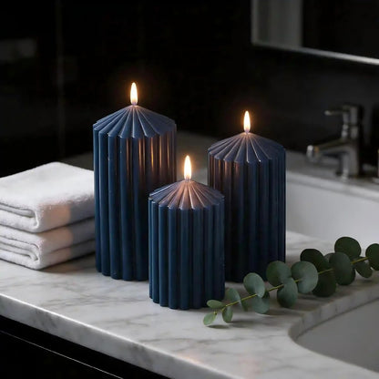 3 Pack White Ribbed Pillar Candles - Soy Wax Unscented, 2.76" x4.2/4.9/5.9 in Smokeless Non Toxic Cotton Wick, Aesthetic Modern Candles for Home Decor, Dinner Table, Living Room, Housewarming Gift