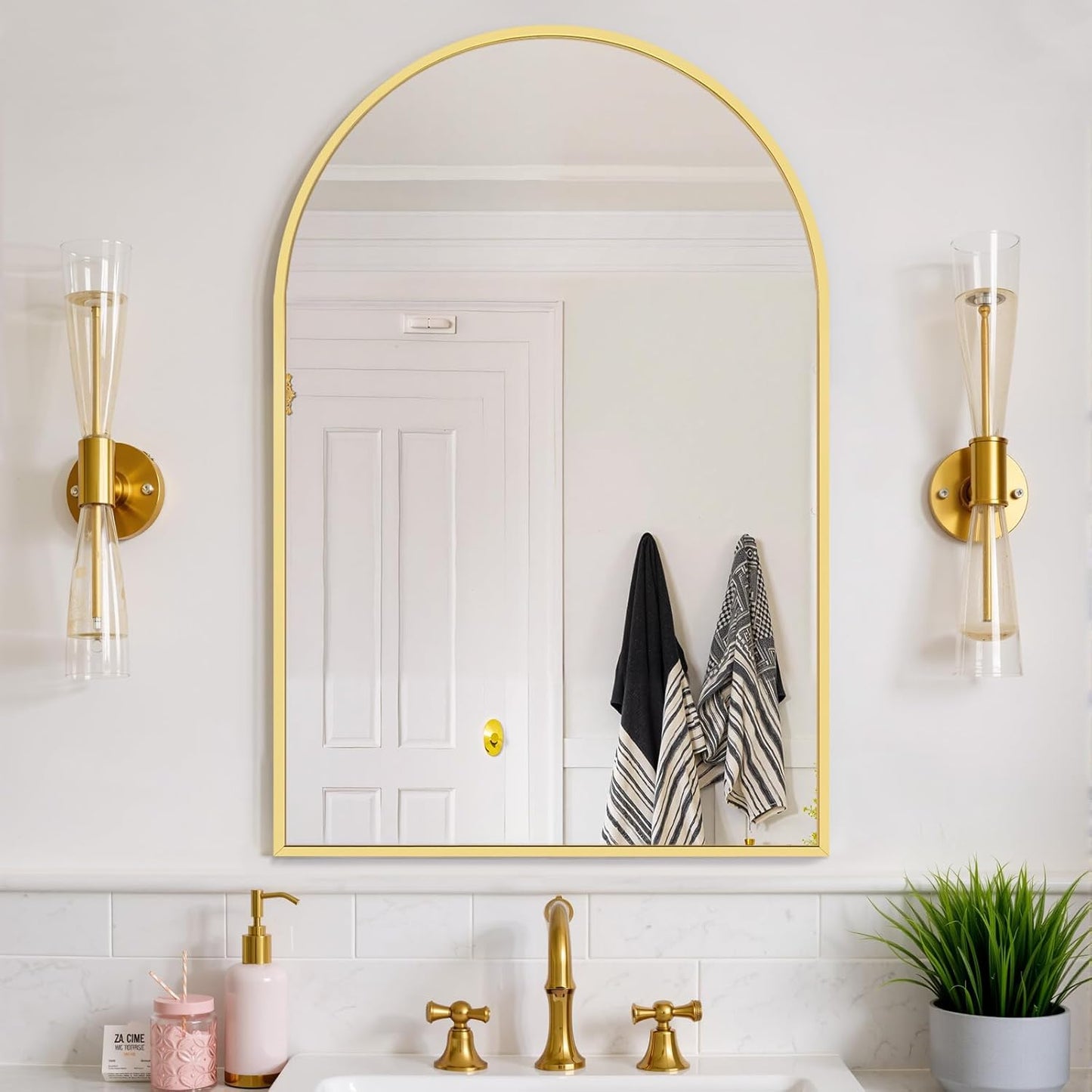 Bathroom Mirror for Wall, 24 Inch Round Mirror, Matte Black Metal Framed Circle Vanity Mirror for Bathroom Bedroom Living Room Entryway, Anti-Rust, Tempered Glass, Hanging or Leaning
