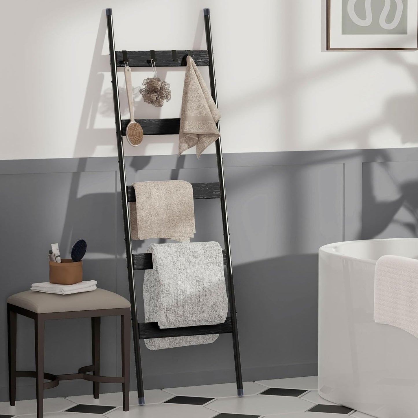 Blanket Ladder, 5-Tier Towel Holder with 4 Removable Hooks, Farmhouse Wall Leaning Decorative Rack Shelf, Wooden Towel Display Rack, Quilt Ladder for Living Room, Bedroom, Rustic Brown