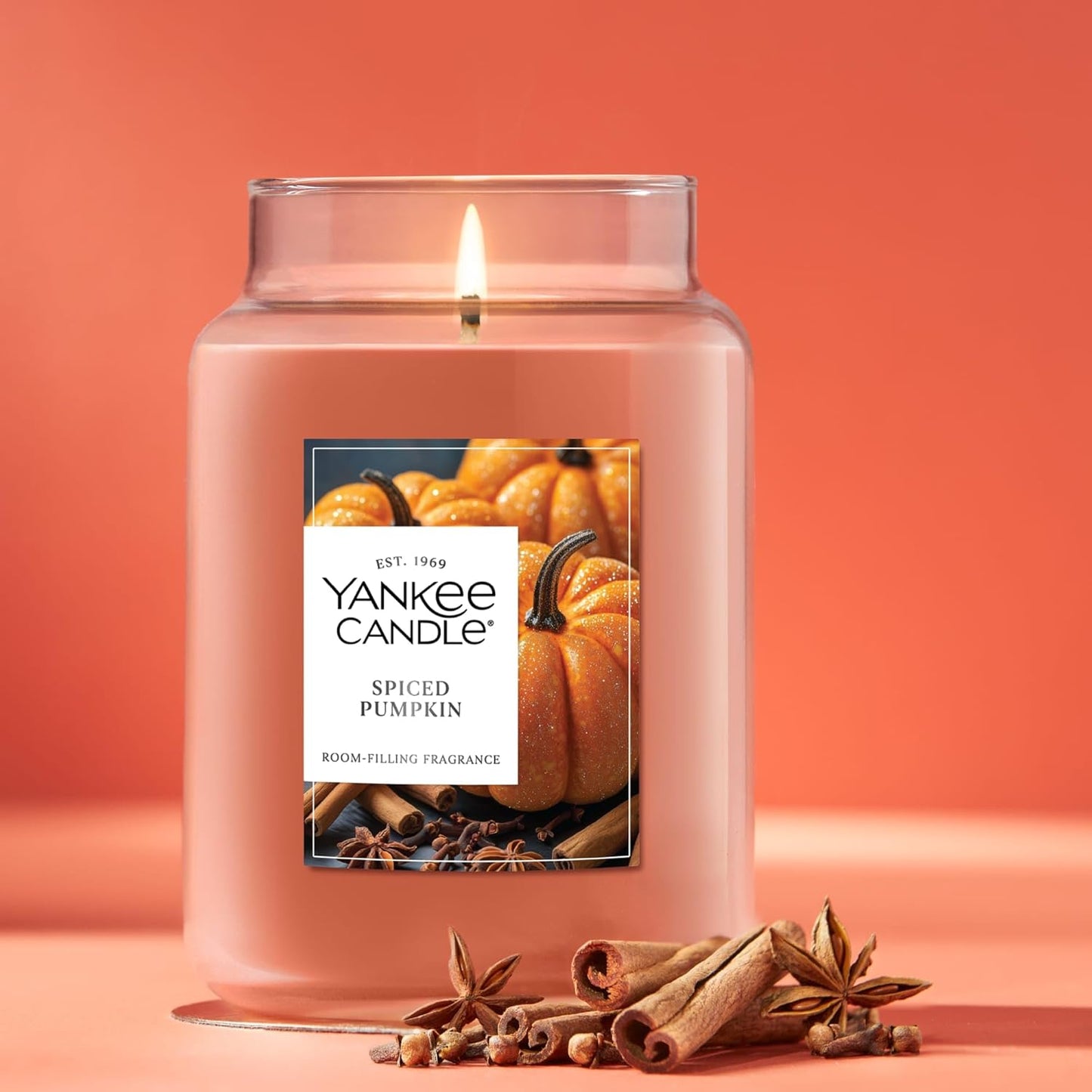 Yankee Candle Sugared Cinnamon Apple, Scented Candle, 22oz Large Jar with up to 150 Hour Burn Time, Giftable