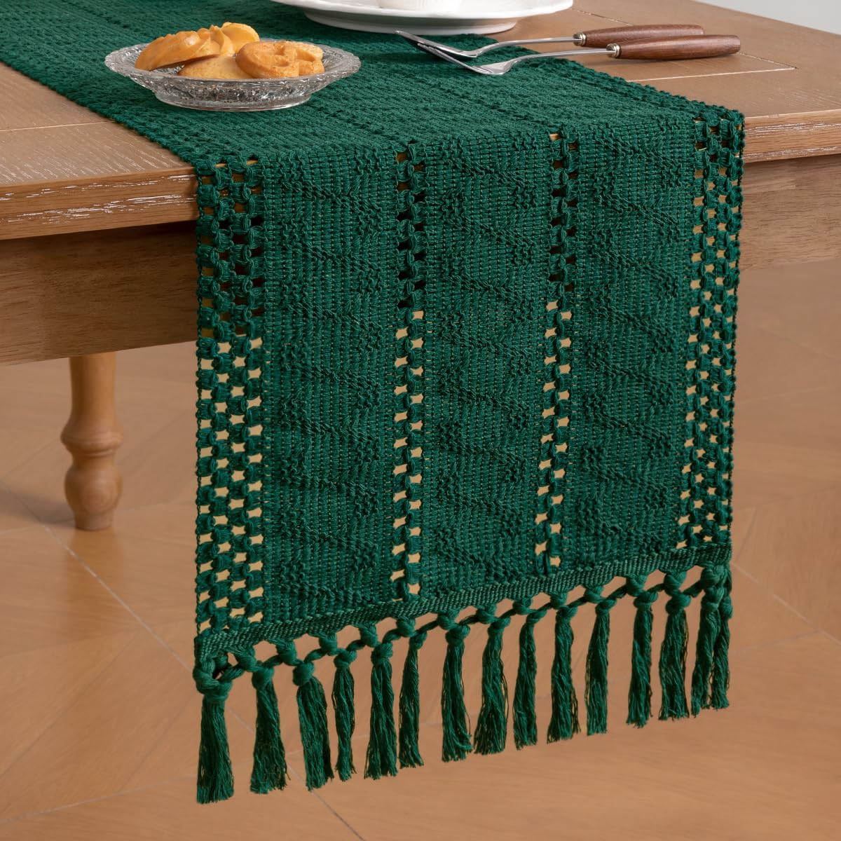 Socomi Boho Table Runner Summer Farmhouse Rustic Dining Kitchen Centerpiece Decor Small Macrame Woven Cotton Linen Coffee Table Runner for Dresser Scarf Home Decor 12x36 inch Beige