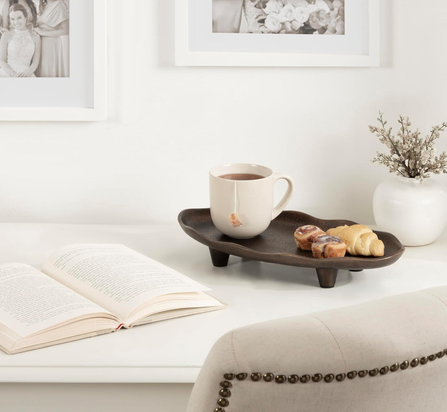 Kate and Laurel Alessia Modern Decorative Scalloped Oval Footed Metal Tray; 14 x 8; Bronze; Transitional Food-Safe Cast Aluminum Pedestal Tray with Rough Texture and Deckled Edge