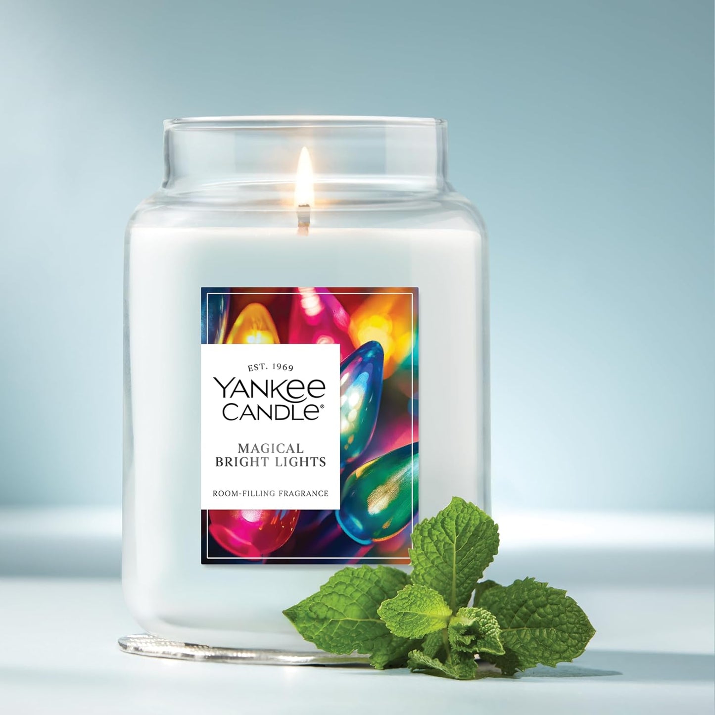 Yankee Candle Balsam & Cedar, Scented Candle, 22oz Large Jar with up to 150 Hour Burn Time, Giftable