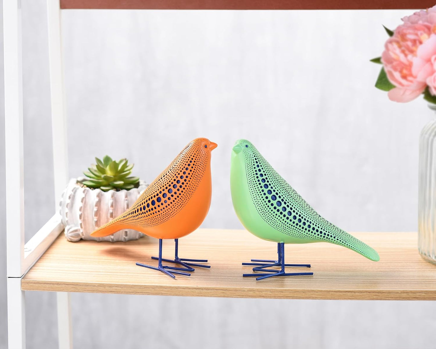 Quoowiit Bird Figurine, Modern Sculpture and Statues for Home Decor, Animal Statues for Bookshelf, Table, Entryway, Fireplace, Resin Decorative Sculpture with Chic Polka Dots Art Design (White)