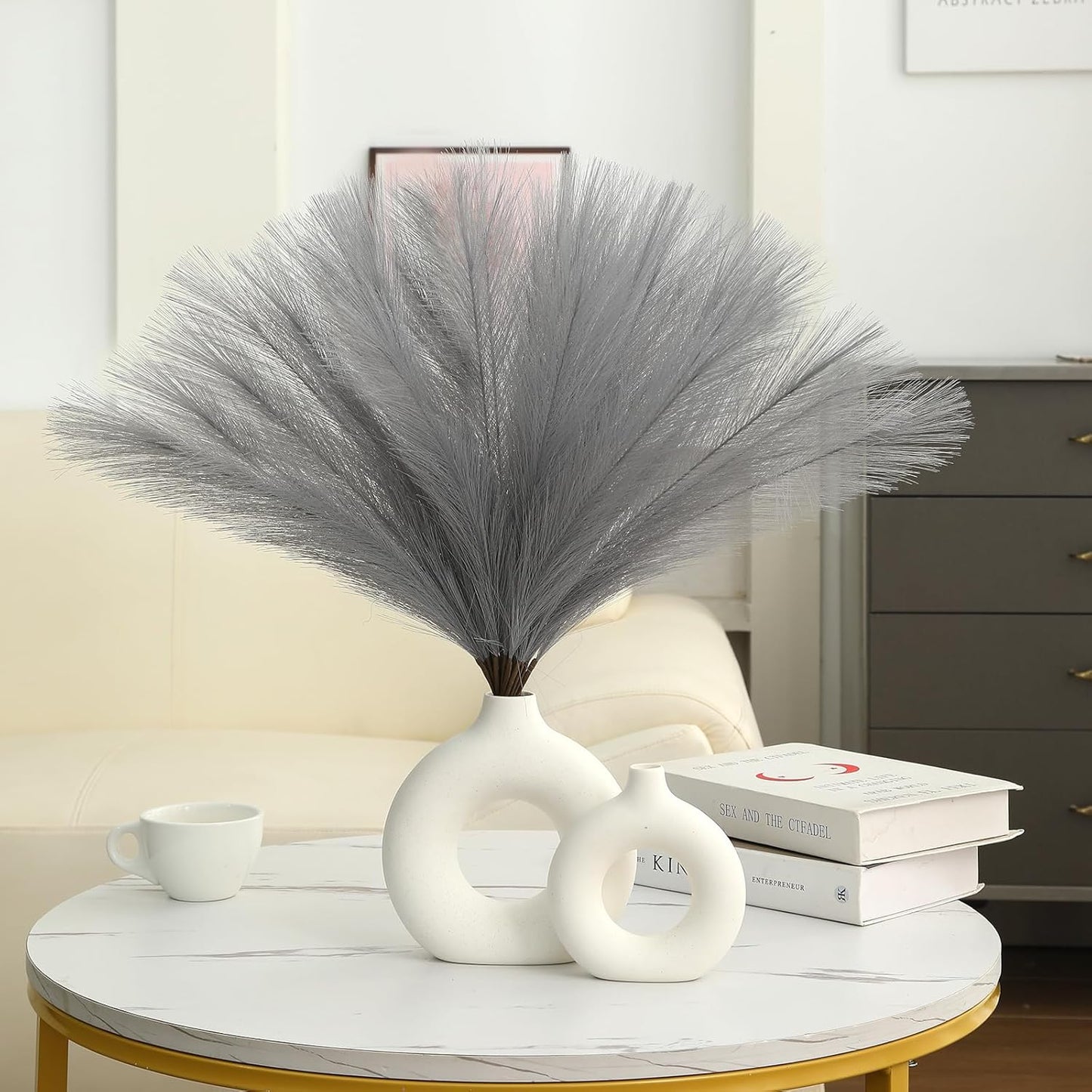 UREYMX Faux Pampas Grass Decor 17.7 Inch 6pcs, Artificial Pampas Grass Fluffy Home Decor, Short Vase Room Decor pompous Grass Flower Arrangement for Boho Home Wedding Decoration (Black)