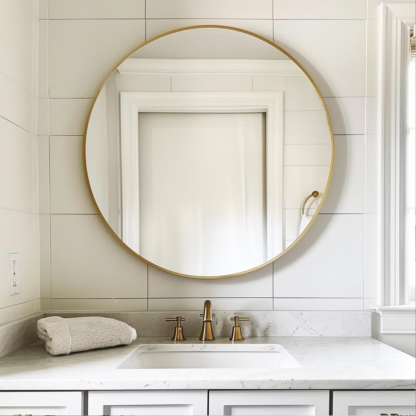 Sunniry Black Round Mirror, Round Mirror 24 inch, Black Circle Mirrors Matte Metal Frame, Wall Mounted Mirrors for Living Room, Bathroom, Wall, Entryway.