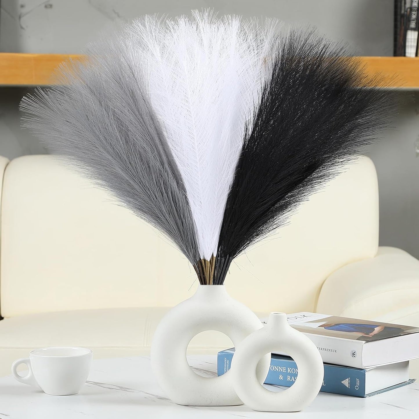 UREYMX Faux Pampas Grass Decor 17.7 Inch 6pcs, Artificial Pampas Grass Fluffy Home Decor, Short Vase Room Decor pompous Grass Flower Arrangement for Boho Home Wedding Decoration (Black)