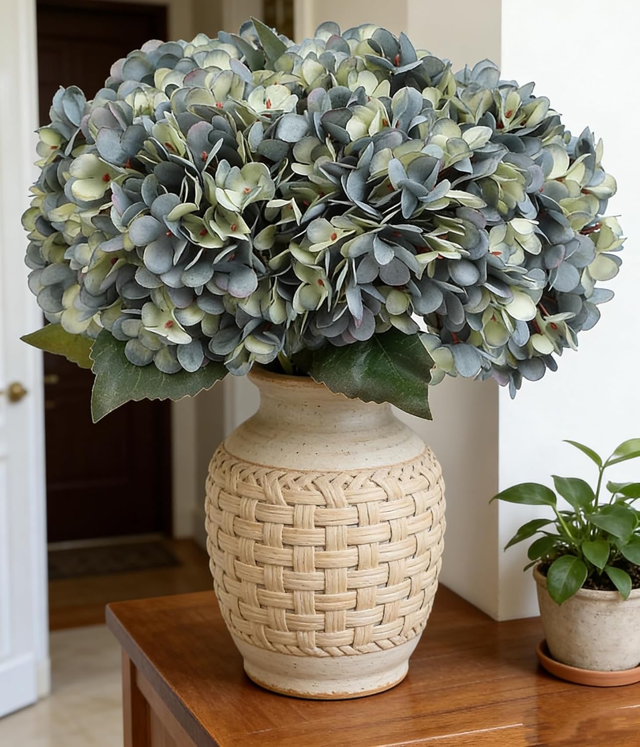 Kimura's Cabin 6pcs White Hydrangea Artificial Flowers Silk Fake Hydrangeas Faux Hydrangea Flowers with Stems for Wedding Bouquets Arrangement Home Table Centerpieces Baby Shower Party Decoration