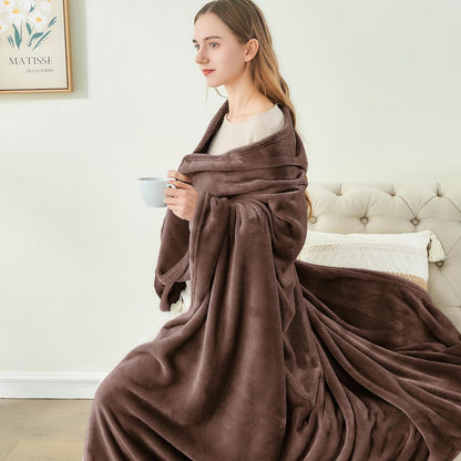 BEDELITE Fleece Blanket Black Throw Blankets for Couch & Bed, Luxury Plush Cozy Fuzzy Blanket 50x60 inches, Super Soft Warm Lightweight Throw Blanket for Travel Camping - Colors A