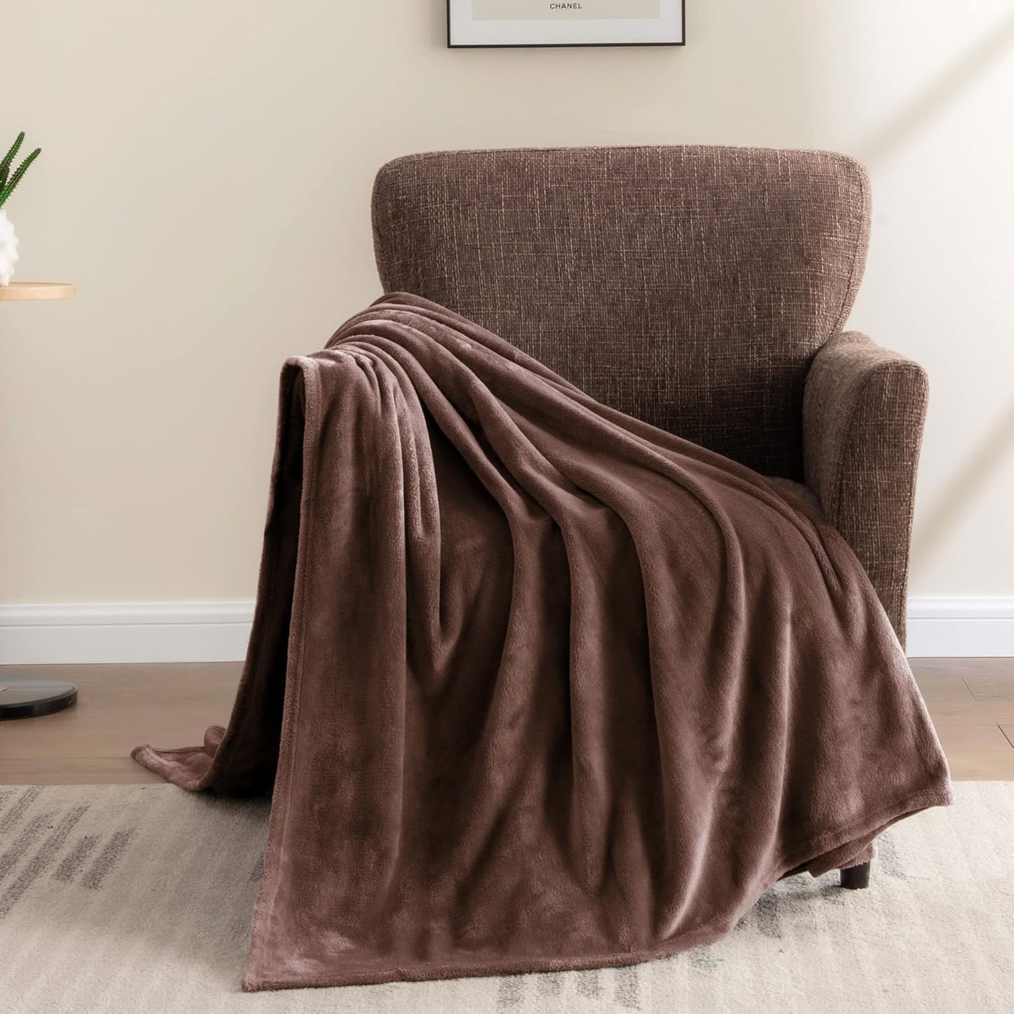 BEDELITE Fleece Blanket Black Throw Blankets for Couch & Bed, Luxury Plush Cozy Fuzzy Blanket 50x60 inches, Super Soft Warm Lightweight Throw Blanket for Travel Camping - Colors A