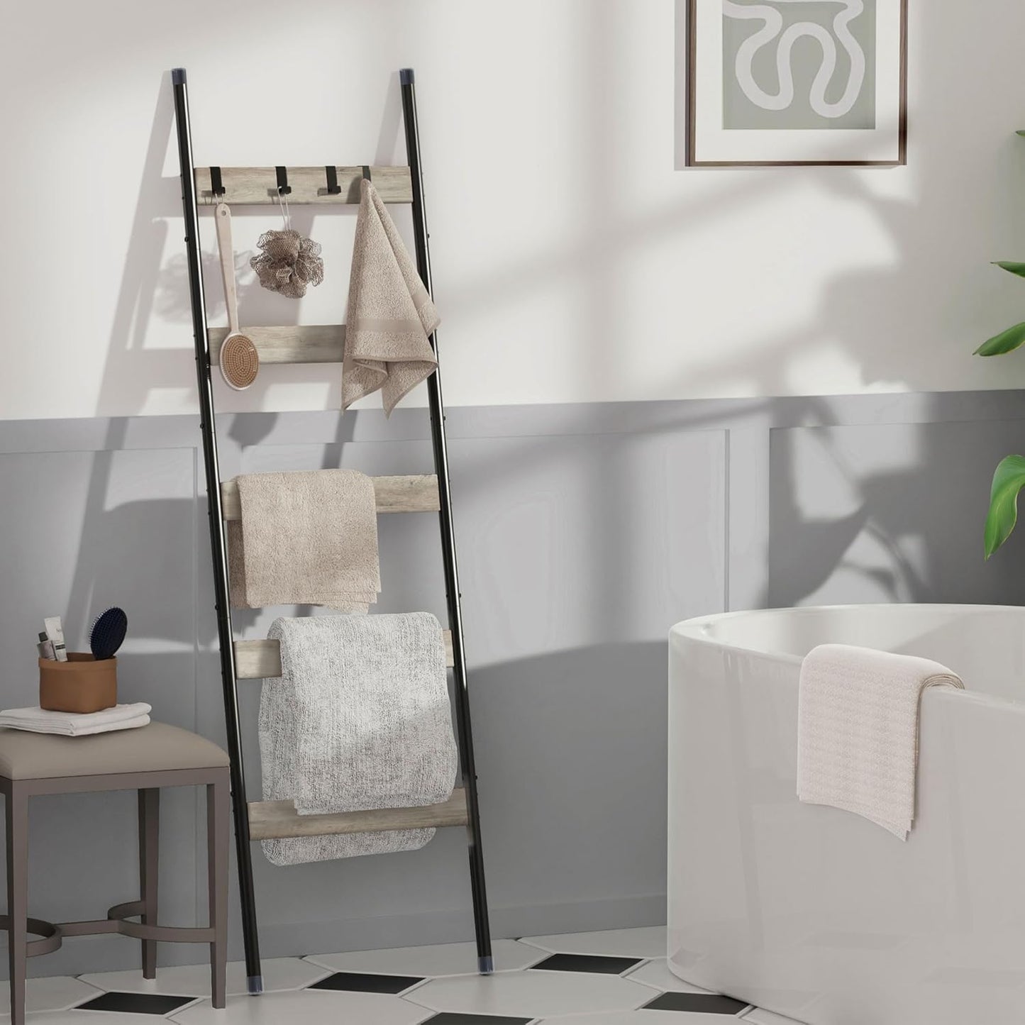 Blanket Ladder, 5-Tier Towel Holder with 4 Removable Hooks, Farmhouse Wall Leaning Decorative Rack Shelf, Wooden Towel Display Rack, Quilt Ladder for Living Room, Bedroom, Rustic Brown
