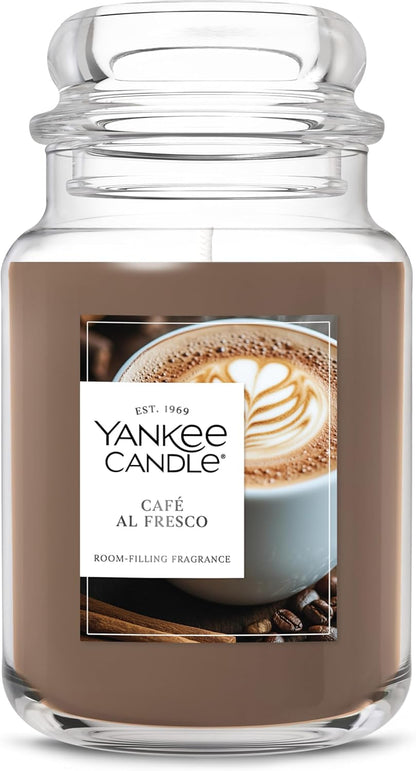 Yankee Candle Vanilla Cupcake, Scented Candle, 22oz Large Jar with up to 150 Hour Burn Time, Giftable, Birthdays