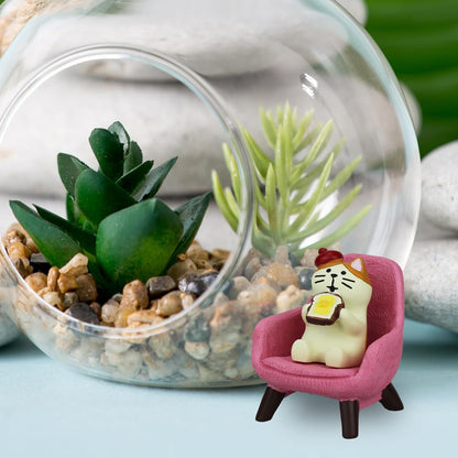 Mevodeata Cute Mini Frog Figurine with Small Sofa Resin Figure for Office Home Decor for Frog Lovers (Rocking Chair)