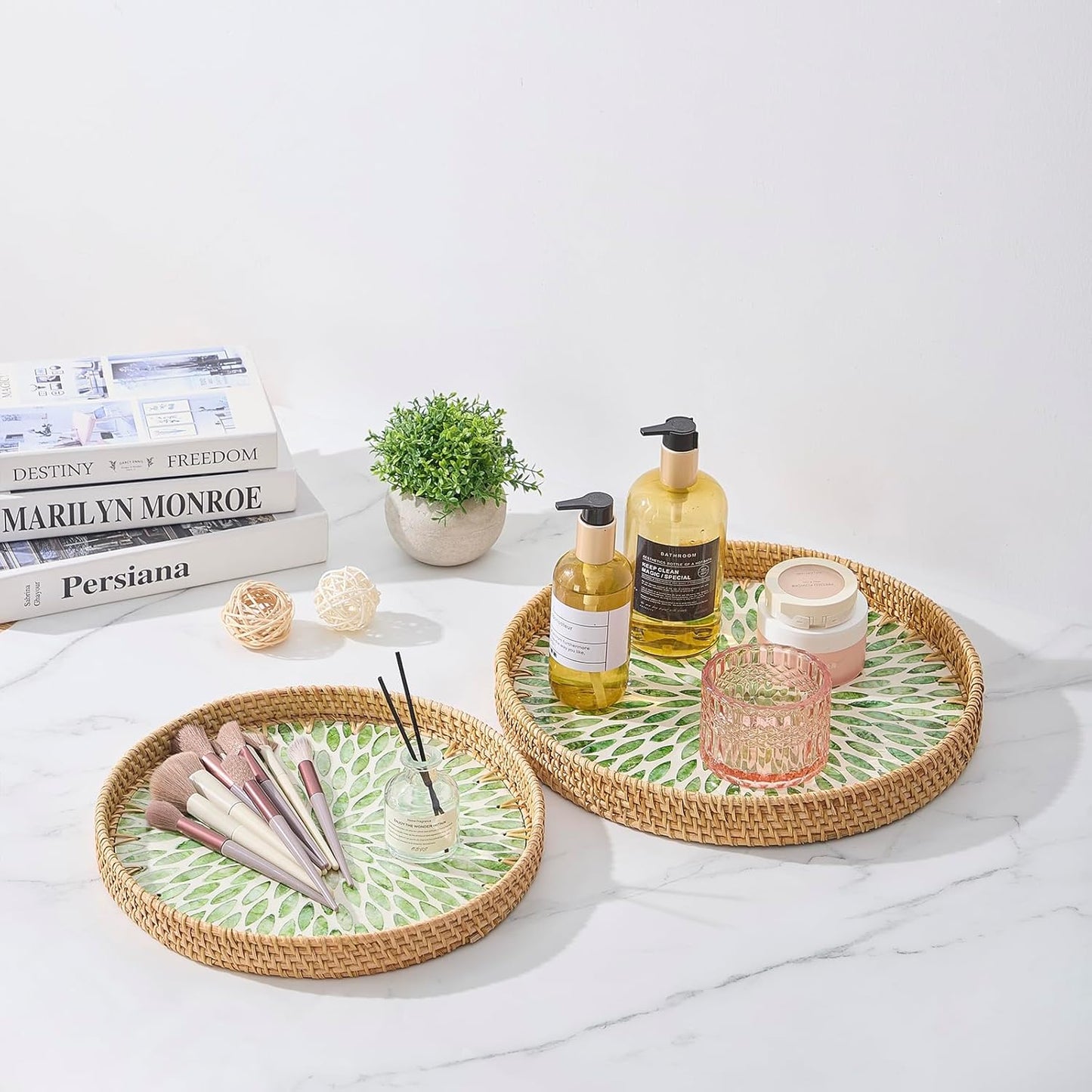Round Rattan Tray with Mother of Pearl Inlay, Rattan Serving Tray with Wooden Base, Decorative Wicker Basket for Table Decor, Storage and Display of Coffee Bread Food Fruit (Leaf)