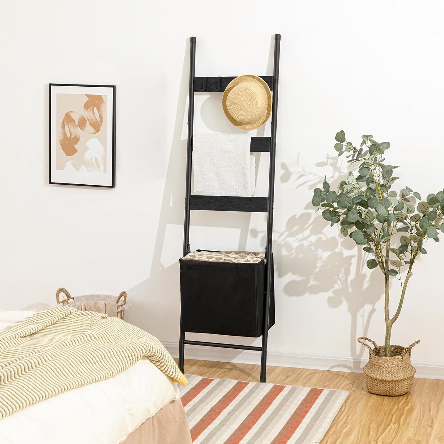 HOOBRO Blanket Ladder with Basket, 17.3”L x 63.4”H, Towel Rack with Hooks, Blanket Holder Rack, Decorative Ladder Shelf, Drying and Display Rack for Bathroom, Living Room, Rustic Brown BF31CJ01