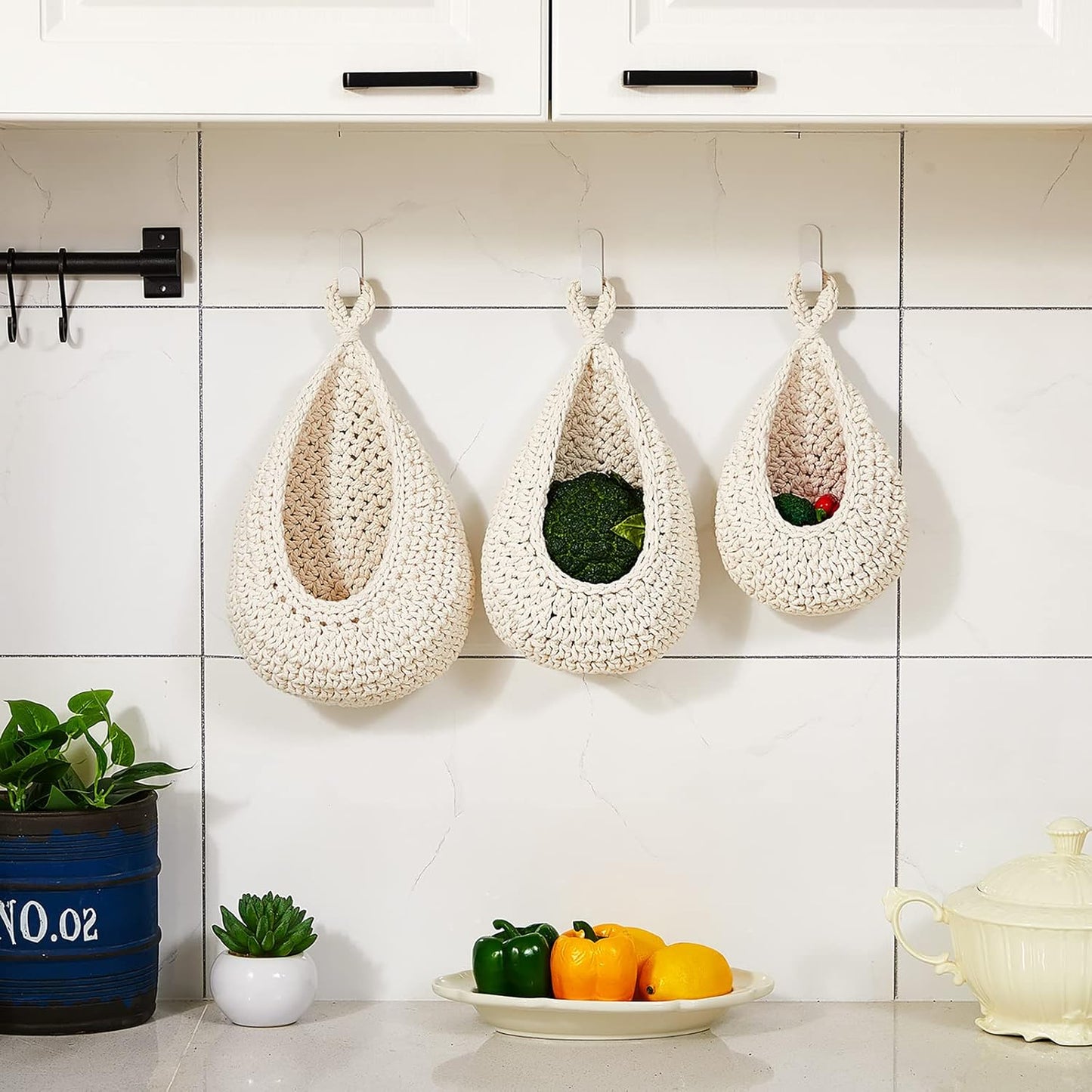 Honeydak Boho Decor Hanging Wall Baskets for Kitchen 3 Pack Teardrop Baskets with Hooks Storage Fruit Onion Vegetable Potato for Home 3 Sizes(Linen,Teardrop,Jute)