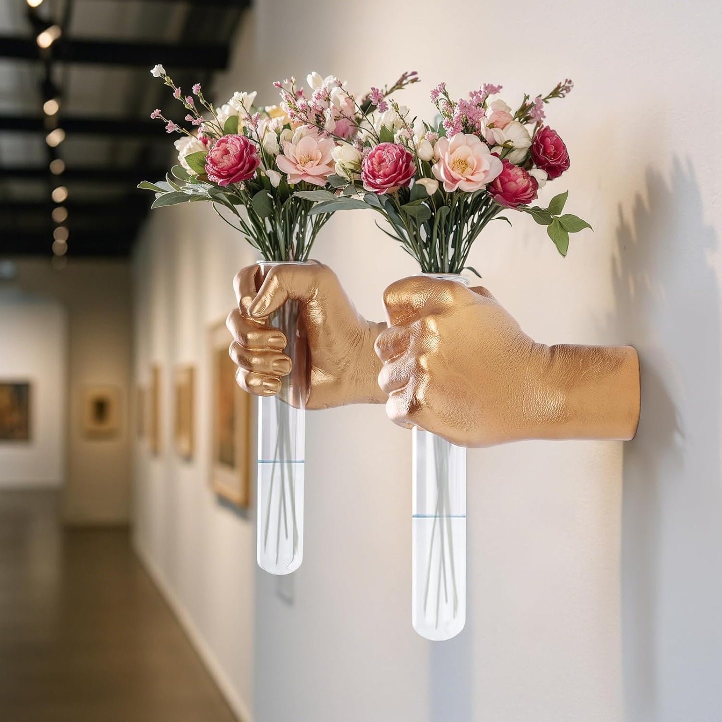 2 Pieces Wall Sculptures, Hands Vase Home Decor, Wall Mount Art Sculpture, Unique Wall Art Statue, Funky Flower Vase Decorations, Modern Eclectic Hanging Decor,Hands Statue (Black)