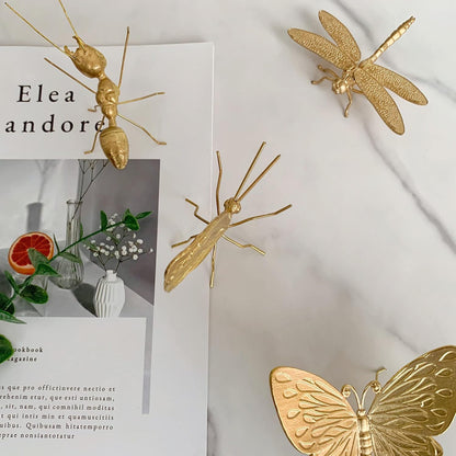 Gold Butterfly Sculpture Solid Metal Insect Ornament Mini Butterfly Figurine for Home Office Garden Desktop Decor
