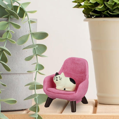 Mevodeata Cute Mini Frog Figurine with Small Sofa Resin Figure for Office Home Decor for Frog Lovers (Rocking Chair)