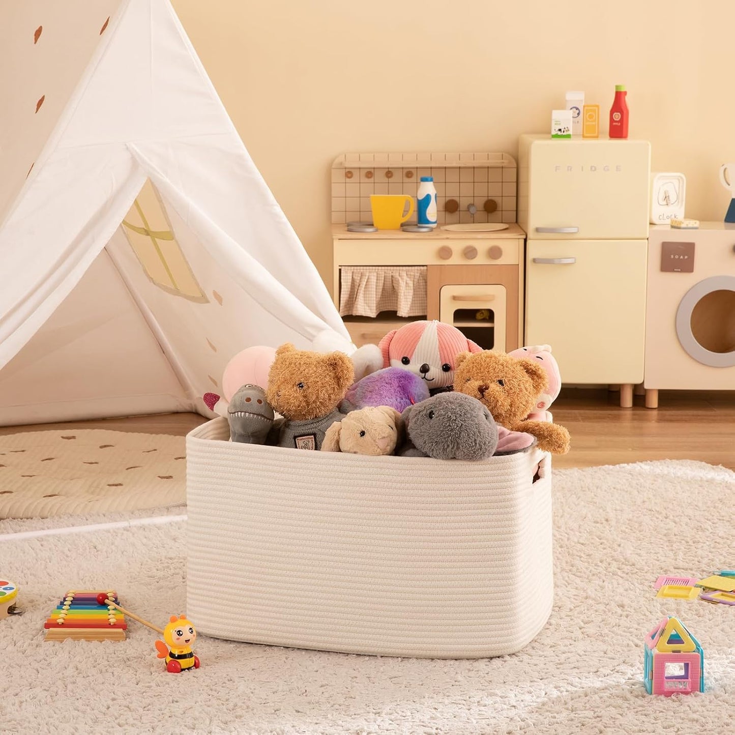 OIAHOMY 75L Large Woven Cotton Rope Storage Basket with Handle for Organizing Blanket and Toys for Living Room, Nursery, Brown Variegated 22”x17”x12”