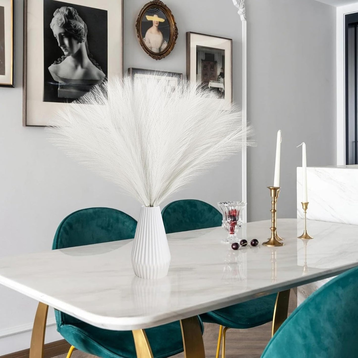 UREYMX Faux Pampas Grass Decor 17.7 Inch 6pcs, Artificial Pampas Grass Fluffy Home Decor, Short Vase Room Decor pompous Grass Flower Arrangement for Boho Home Wedding Decoration (Black)