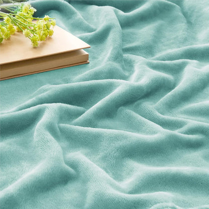 BEDELITE Fleece Blanket Black Throw Blankets for Couch & Bed, Luxury Plush Cozy Fuzzy Blanket 50x60 inches, Super Soft Warm Lightweight Throw Blanket for Travel Camping - Colors A