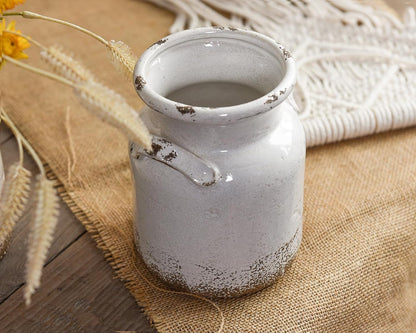 Quoowiit Ceramic Rustic Farmhouse Vase, Distressed Decorative Flower Vases for Home Decor, Ideal Shelf Decor, Green Boho Vase for Living Room Bedroom Kitchen Office Centerpiece Table Decorations
