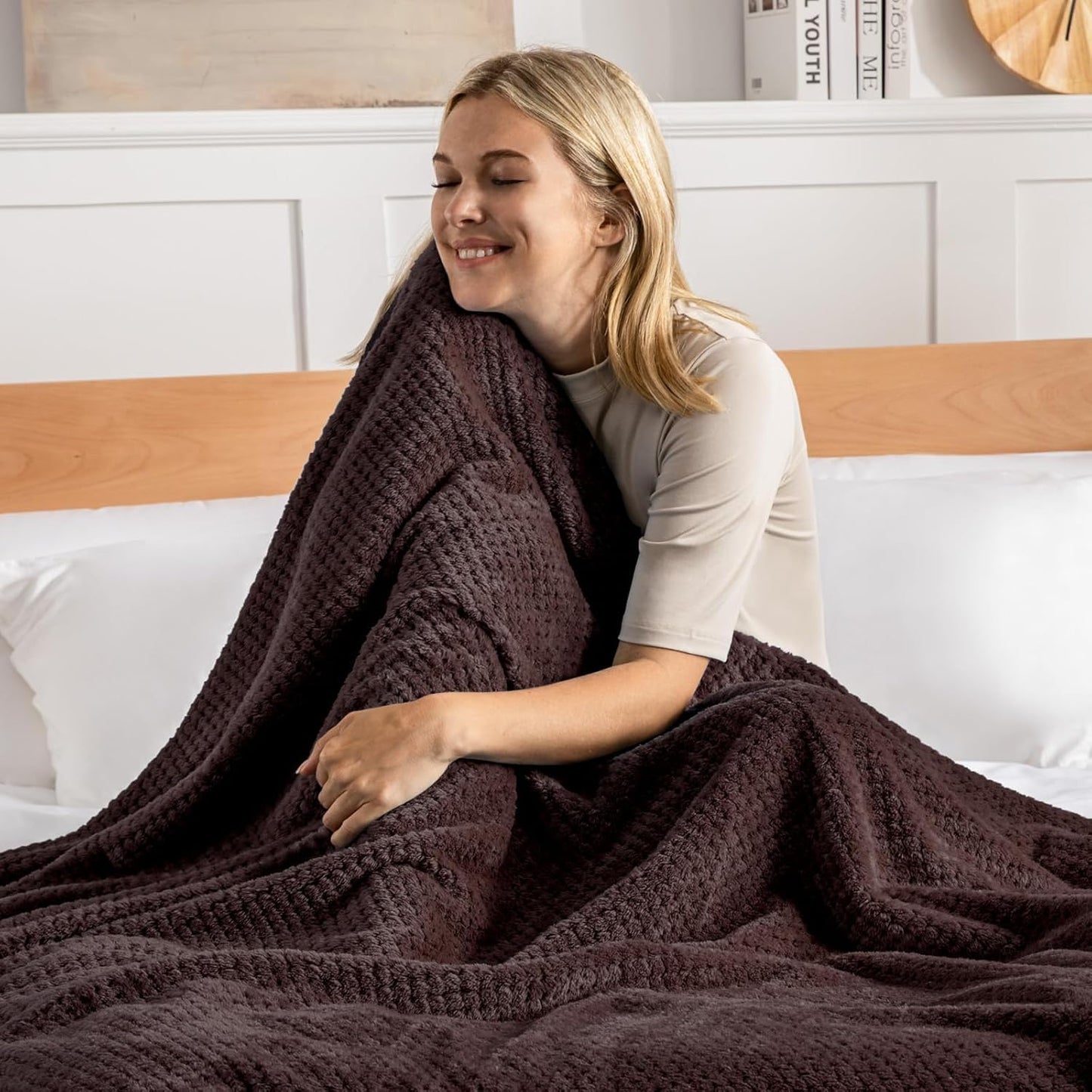 Exclusivo Mezcla Fleece Throw Blanket Extra Large, Super Soft and Warm Blankets for Couch, Sofa and Bed Waffle Textured, Cozy, Fuzzy and Lightweight (Slate Blue, 50x70 Inches)
