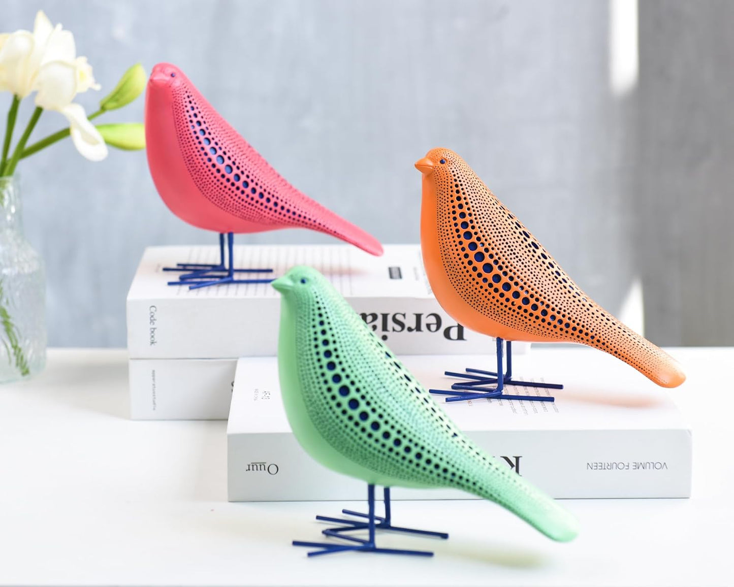Quoowiit Bird Figurine, Modern Sculpture and Statues for Home Decor, Animal Statues for Bookshelf, Table, Entryway, Fireplace, Resin Decorative Sculpture with Chic Polka Dots Art Design (White)