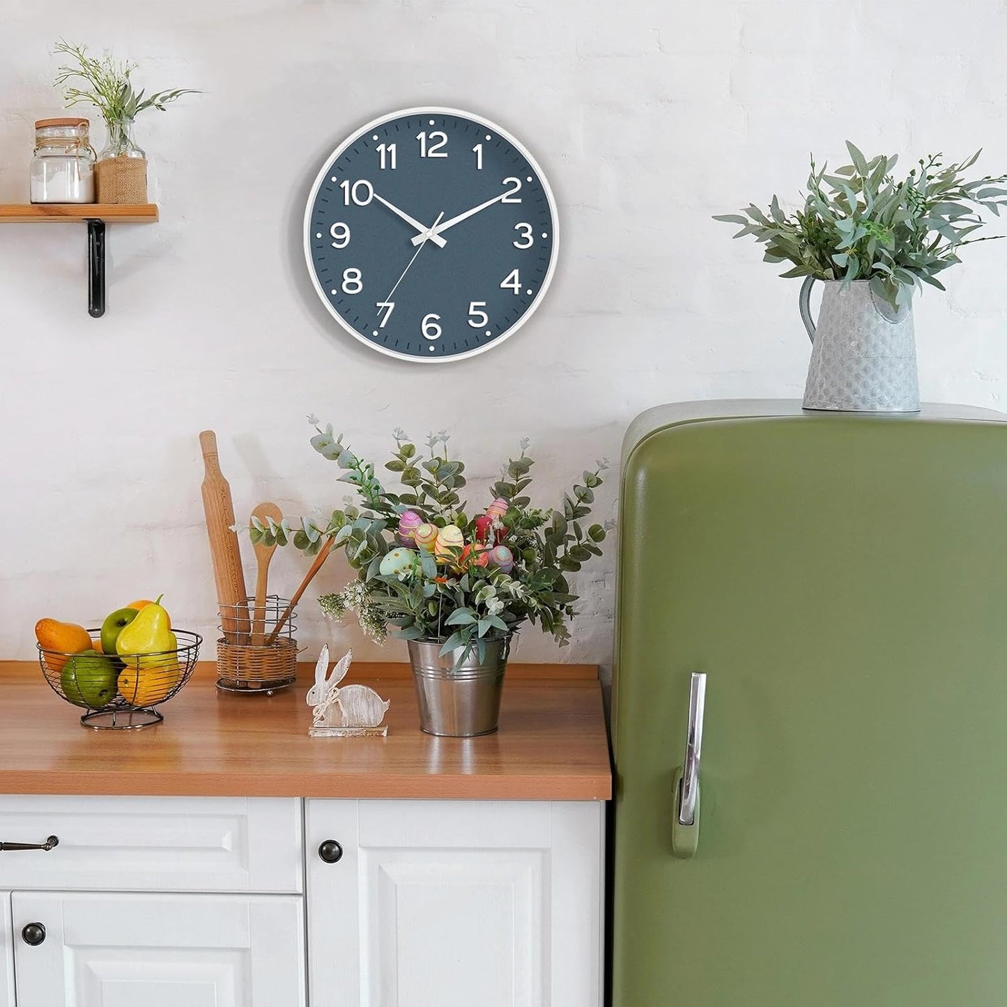 Roymnie Wall Clock Green, Silent Wall Clocks Battery Operated 8 Inch-Modern Non Ticking Analog Clock Decorative for Kitchen Office Bathroom Bedroom(Gold)