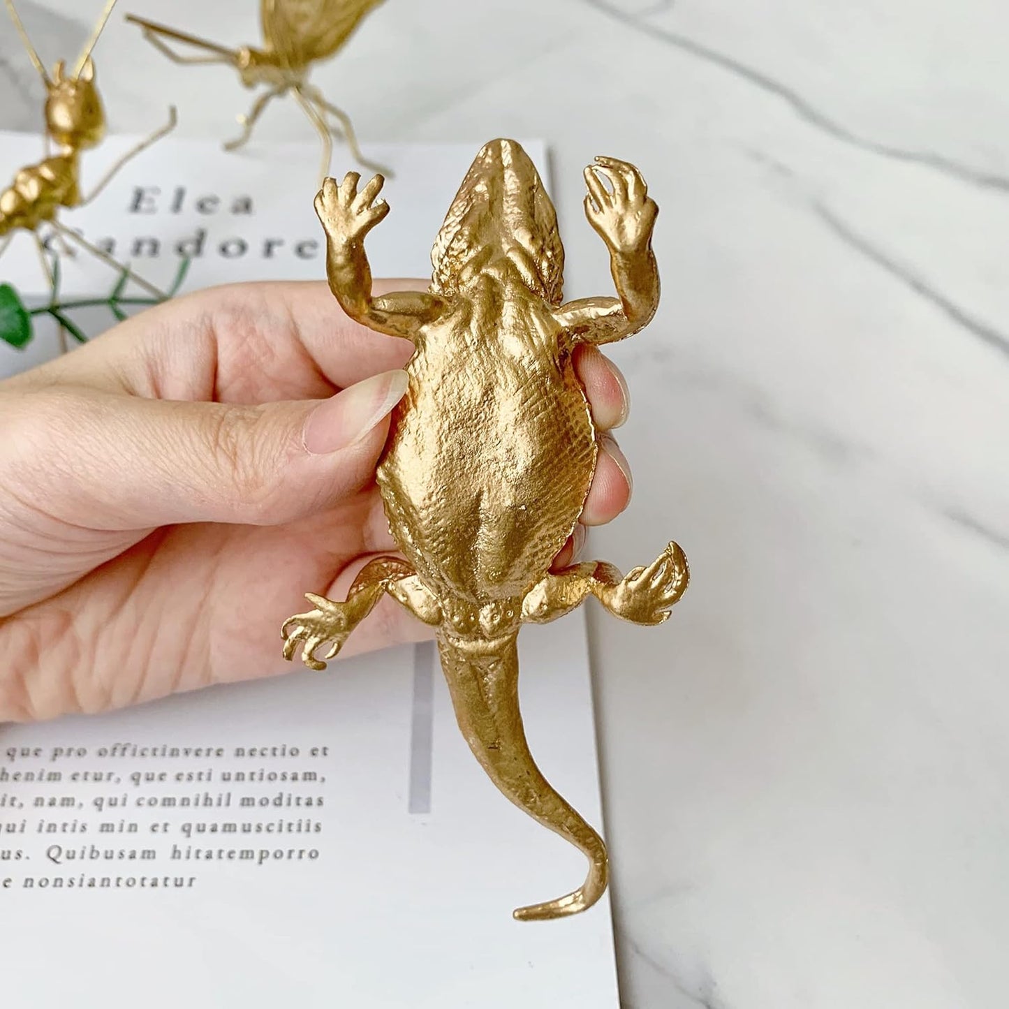 Gold Butterfly Sculpture Solid Metal Insect Ornament Mini Butterfly Figurine for Home Office Garden Desktop Decor