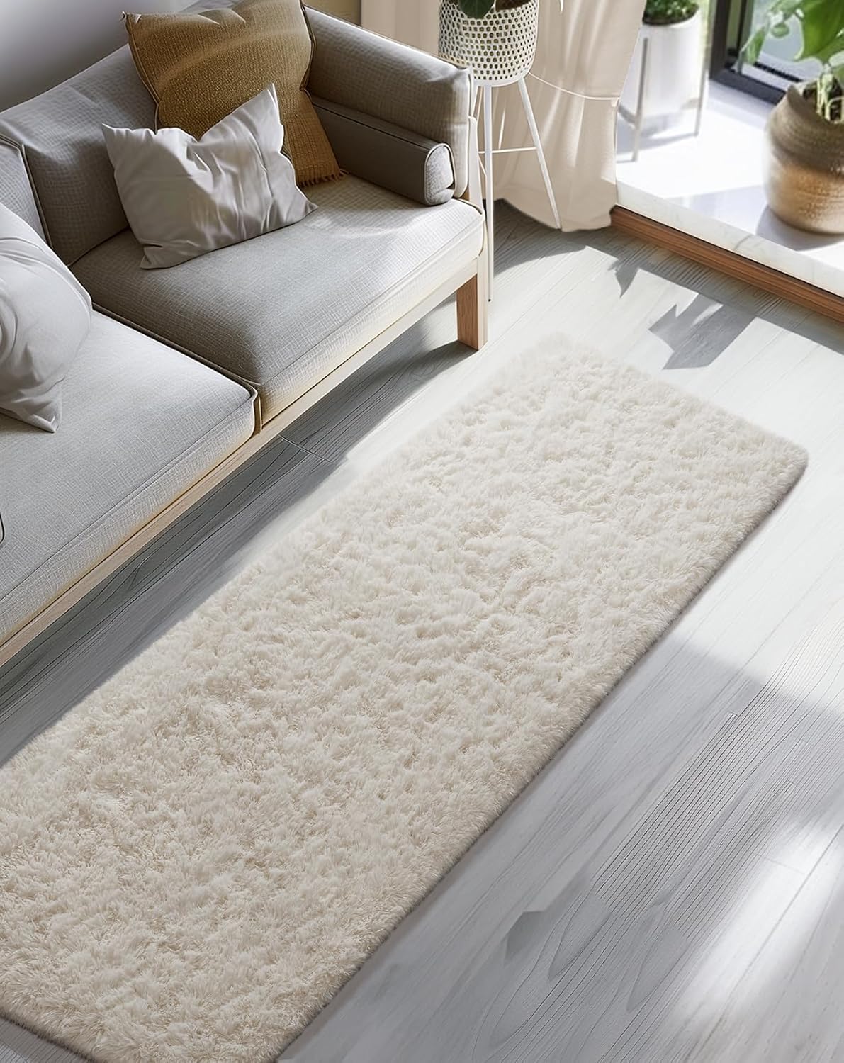 Ophanie Round Rugs 5Ft Ivory Circle Area Rug, Nursery Room Decor, Christmas Aesthetic Bedroom Home Circular Carpet 5 Foot, Fluffy Fuzzy Shag Plush Cream Living Room Rugs for Kids Boys Girls Teen Baby