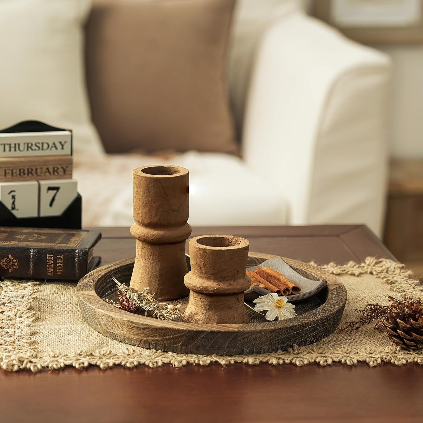 Romadedi Rustic Wooden Tray Candle Holder - Round Wood Decorative Pillar Candle Tray for Coffee Table Farmhouse Kitchen Countertop Organizer Home Decor Wedding Centerpiece, Distressed White