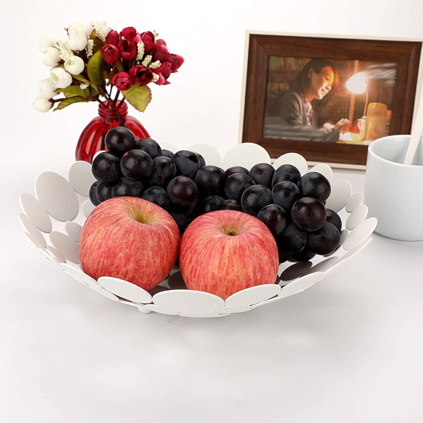 OwnMy Metal Fruit Bowl Basket Creative Table Centerpiece Fruit Stand Decorative Countertop Fruit Holder for Kitchen Counter, Iron Large Fruit Plate Round Storage Tray for Bread Snacks Candy (Black)