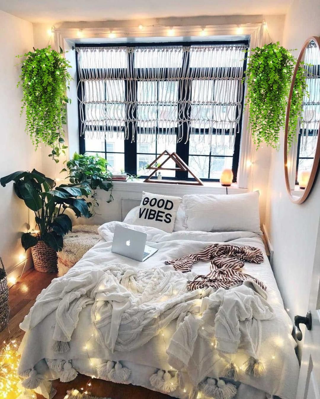 RECUTMS Artificial Hanging Plants Fake Hanging Plant Faux Eucalyptus Leaf Greenery Vine Outdoor UV Resistant Plastic Plants Home Garden Wedding Party Indoor Outdoor Decorations(White)