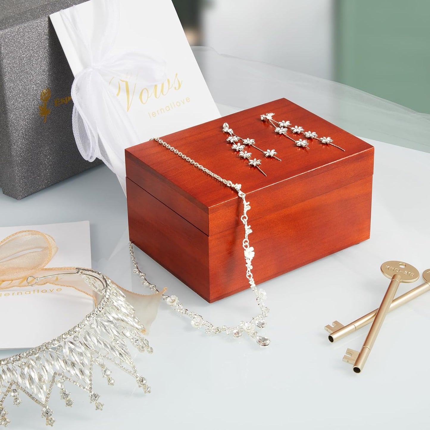 DRASTAR Wooden Keepsake Box, Large Acacia Storage Memory Box with a Hinged Lid for Crafts and Photo Storage