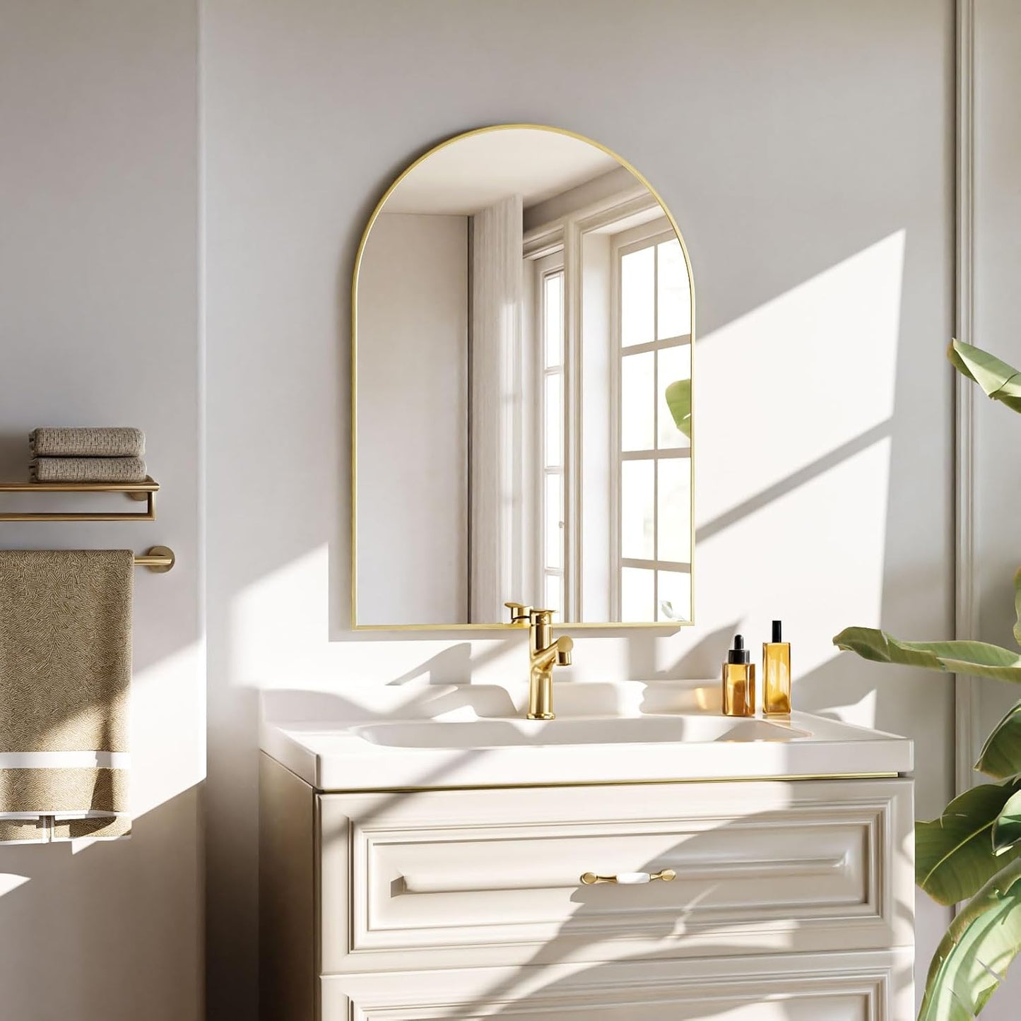 VooBang Arched Wall Mirror, 24 x 36 inch Arch Bathroom Mirror, Wall Mounted Vanity Mirror with Arch Metal Frame, Modern Bathroom Vanity Mirror for Bedroom, Living Room, Hanging or Leaning, Black