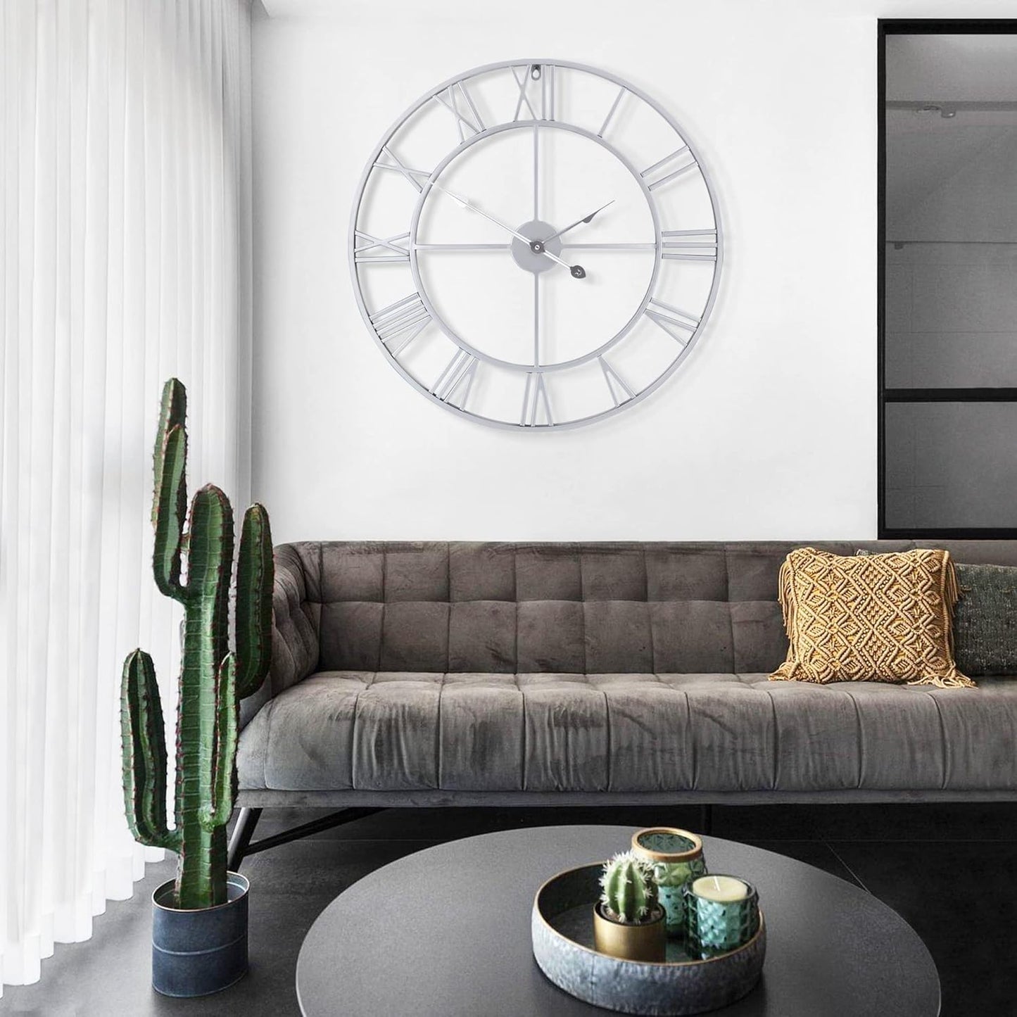 LEIKE 16" Large Wall Clocks Battery Operated, Round Modern Silent Non-Ticking Black Metal Wall Clock for Living Room Decor, Bedroom Kitchen (40cm Diameter, Black Roman Number)