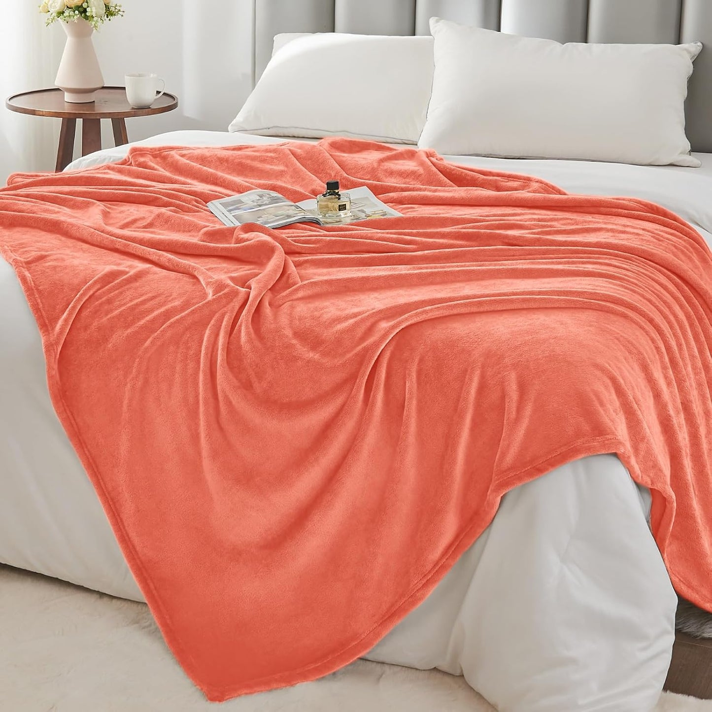 BEDELITE Fleece Blanket Black Throw Blankets for Couch & Bed, Luxury Plush Cozy Fuzzy Blanket 50x60 inches, Super Soft Warm Lightweight Throw Blanket for Travel Camping - Colors A