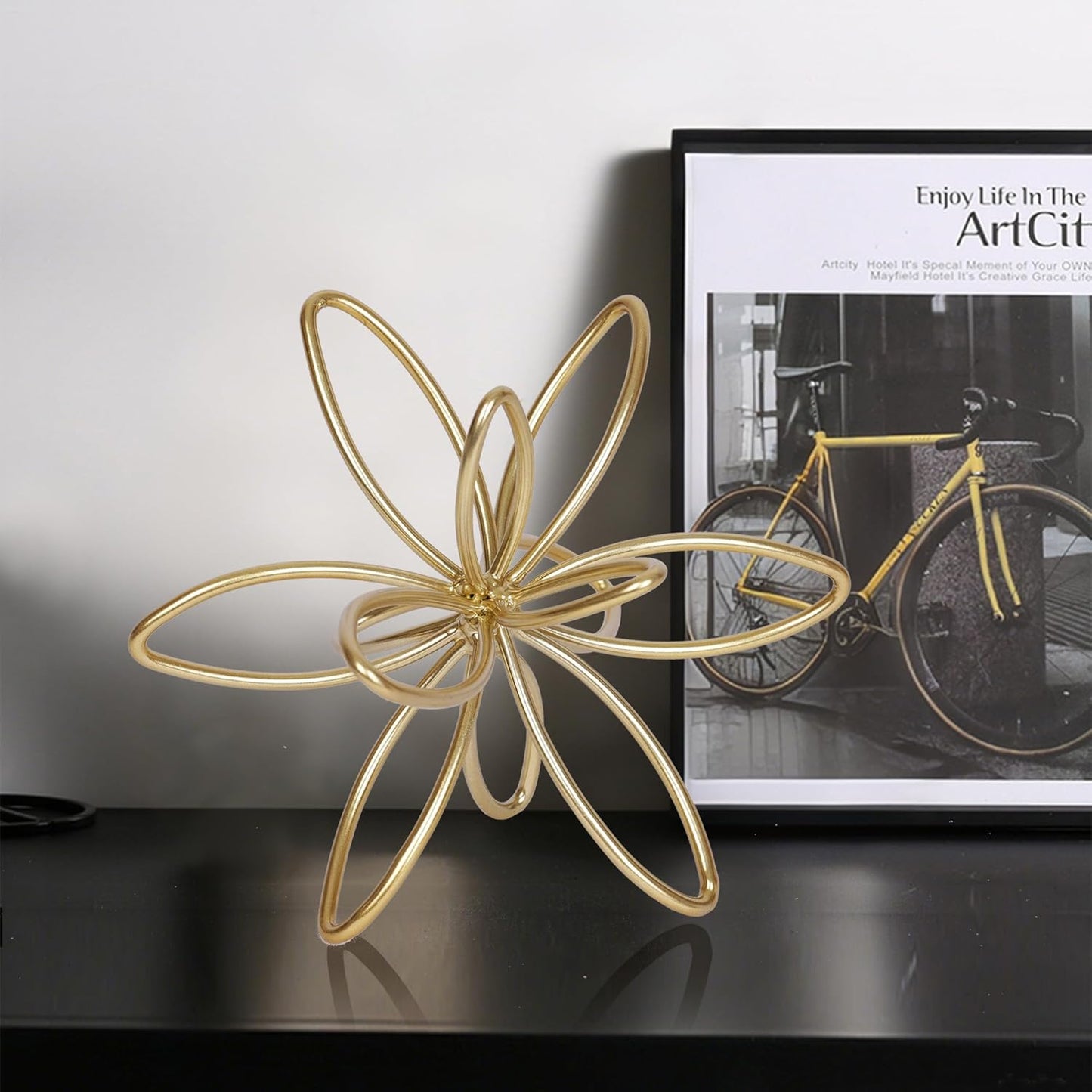 Modern Geometric Round Sculpture Gold Knot Statue Decor Tabletop Sculpture and Figurines Round Decorative Ornaments Knick Knacks Home Decor for Shelves Coffee Table Bookshelf Decoration Gifts