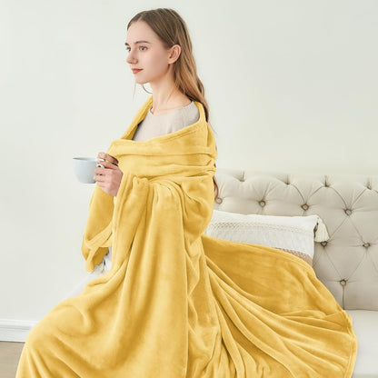 BEDELITE Fleece Blanket Black Throw Blankets for Couch & Bed, Luxury Plush Cozy Fuzzy Blanket 50x60 inches, Super Soft Warm Lightweight Throw Blanket for Travel Camping - Colors A