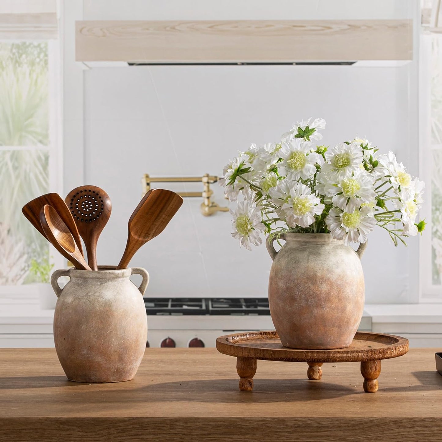 Dobbyby Ceramic Flower Vase 7.6 inch Farmhouse Rustic Vase Decorative Pottery Terracotta Vases for Home Decor Table Mantle Fireplace Living Room Bathroom Wedding Centerpiece (Whitewashed)