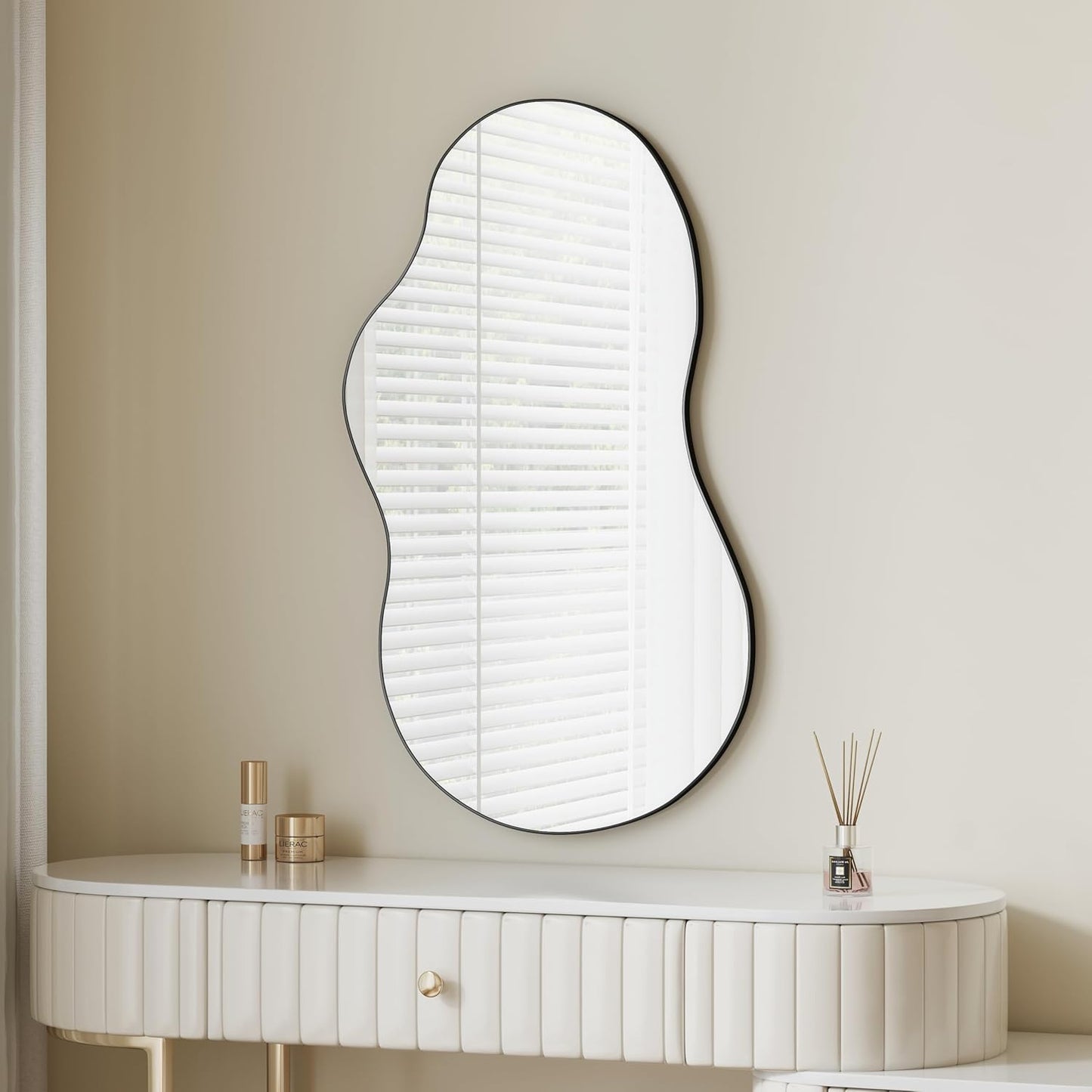 Itrue 12 Inch Small Round Decorative Wall Mirror, HD Silver-Coated Glass with Brushed Black Metal Frame, Minimalist Modern Accent Mirror for Vanity, Narrow Walls, Bathroom, Bedroom & Entryway