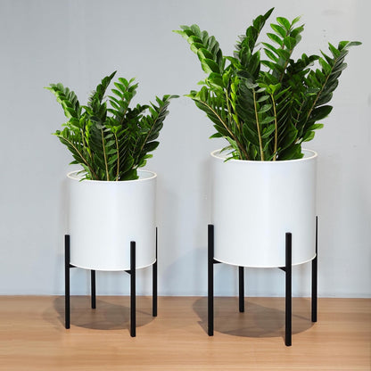 ARNIS Modern Plant Pots, Set of 2 Large Planters with Stand, Decorative Planters, Metal Pots with Drainage Holes for Living Room, Office, Garden or Balcony, 8.25 &10.5 Inch, Dirt
